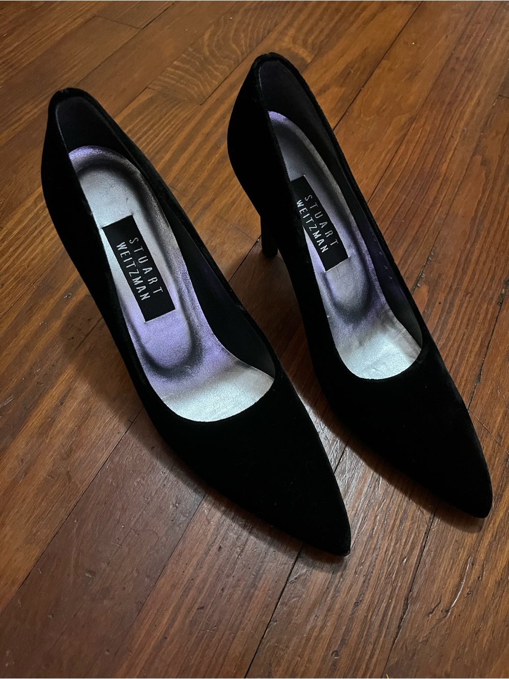 Stuart Weitzman Vintage Black Velvet Pointed Toe Pumps Heels 9 AA Narrow
